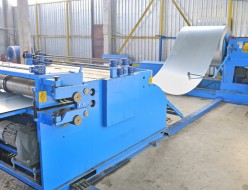 machine for rolling steel sheet